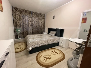 Casă cu 4 dormitoare, 280 mp, garaj, teren 500 mp  - imagine 3