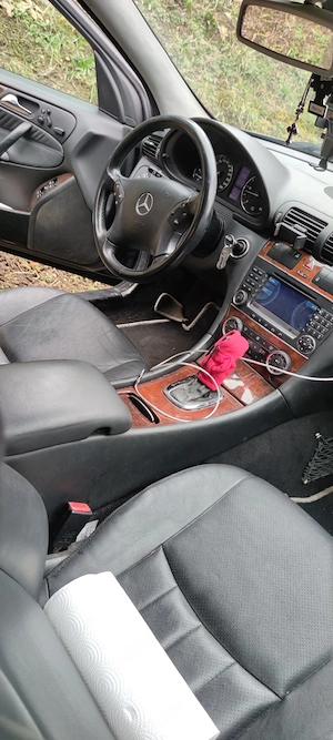 Mercedes Benz C320 CDI automată  - imagine 7