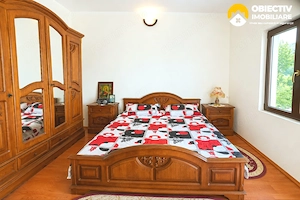 Apartament 2 camere etaj 4 , zona PETRODAVA - imagine 5