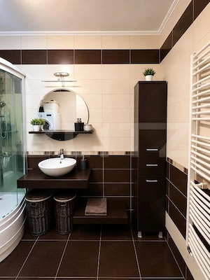 Apartament 3 camere, 90 mp, boxa si parcare cu CF, zona Campului - imagine 6