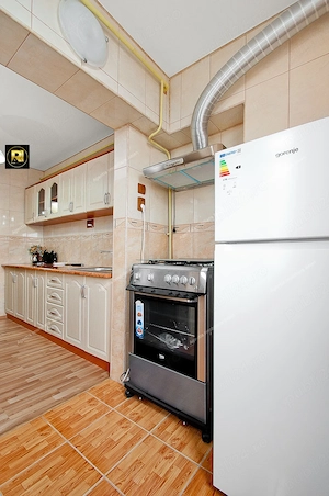Vanzare apartament 2 camere dec, in Galati, Micro 17, mobilat si utilat - imagine 8