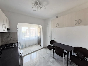 Apartament 2 camere decomandat - imagine 3