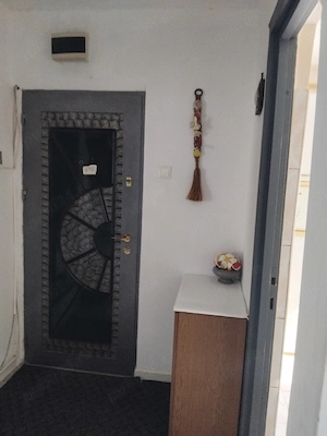 vand apartament cu doua camere.. - imagine 5