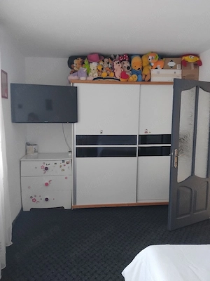 vand apartament cu doua camere.. - imagine 6