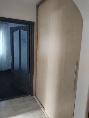 vand apartament cu doua camere.. - imagine 7