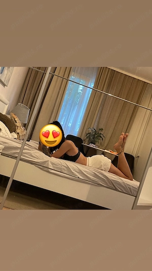 Buna, ma numesc Andreea. Am 18 ani si sunt noua la tine in oras. Te astept in locatia mea. 