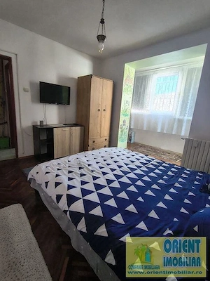 Tomis 1, Spital, de inchiriat apartament 3 camere, parter, mobilat - imagine 7