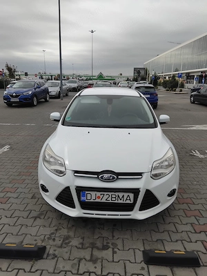 Vând Ford Focus 