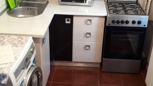 Vand apartament cu o camera - imagine 2