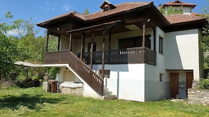 Casa Muzeul Satului Bujoreni