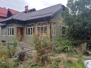 Casa de vanzare 5 camere, mun.Sacele
