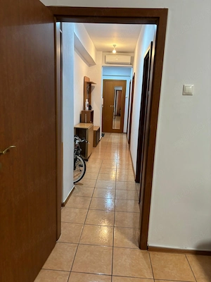 Ofer spre închiriere apartament cu 2 camere - imagine 3