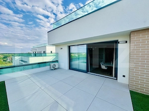 Penthouse ultramodern, Terasă 20 mp, Complet mobilat și utilat - imagine 9