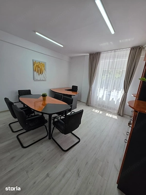 Inchiriez Birou Mobilat 20mp - Piata Romana   Ultracentral - Parter