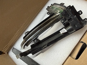 Set semnalizări LED originale (OEM) oglinzi Audi A4 B8 2014 - imagine 3