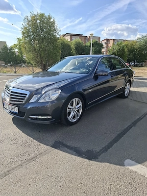 vând   schimb mercedes E , 1.8 benzină 184 CP - imagine 2