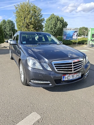vând   schimb mercedes E , 1.8 benzină 184 CP