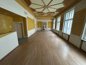Spatiu  se poate inchiria si pe etaje separat - imagine 7
