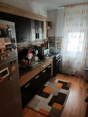 apartament 2 camere , semidecomandat - imagine 4