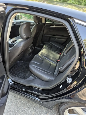 Vând Ford Mondeo mk5 2016 Titanium  - imagine 6