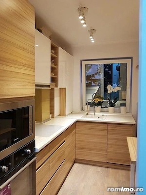 De inchiriat apartament cu 3 camere in zona Ultracentrala - imagine 5
