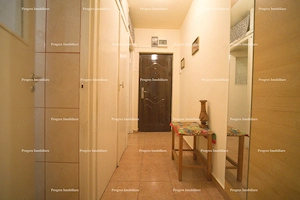 Ap 2 camere - Zona Circumvalatiunii (aproape de Mall)  - 300 Euro