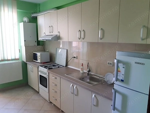 apartament cu 2 camere de inchiriat in zona centrala - imagine 2