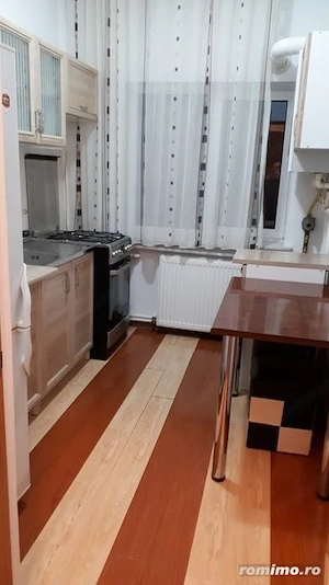 Apartament o camera de vanzare in zona Sagului - imagine 2