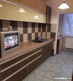 De inchiriat apartament cu  2 camere zona centrala - imagine 3