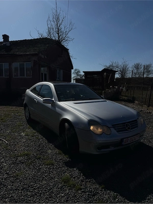 MERCEDES C-Clase coupe 1.8 compressor  - imagine 4