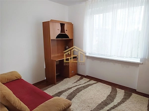 Apartament 3 camere in zona centrala Moldova Noua - imagine 11