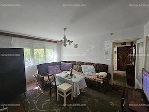 Apartament 3 camere, semidecomandat, parter, confort 2, boxă, Bd. Cetății, aproape de Iulius Mall - imagine 5