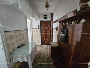 Apartament 3 camere, semidecomandat, parter, confort 2, boxă, Bd. Cetății, aproape de Iulius Mall - imagine 14