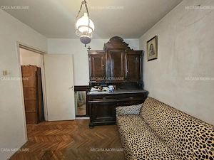 Apartament 3 camere, semidecomandat, parter, confort 2, boxă, Bd. Cetății, aproape de Iulius Mall - imagine 3