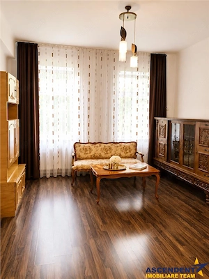 Pet friendly,70 mp, decomandat,Centrul Civic:Regiunilor,regim vila,balcon