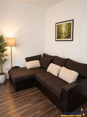 Pet friendly,70 mp, decomandat,Centrul Civic:Regiunilor,regim vila,balcon - imagine 5