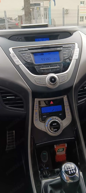 Vand Hyundai Elantra fab.2012 cumpărată din România  - imagine 4