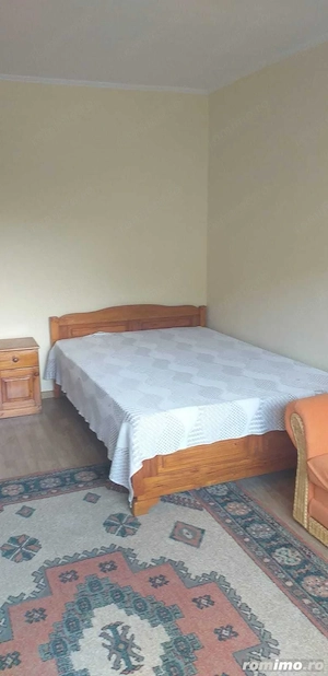 De inchiriat garsoniera  in zona Umt