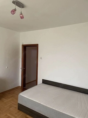 De inchiriat apartament 3 camere in zona Lipovei - imagine 2