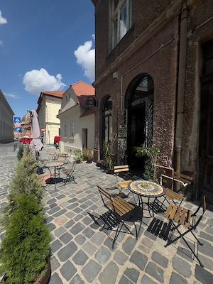 Afacere la cheie   Bar & Cafenea complet echipata, în centrul Brașovului - imagine 4