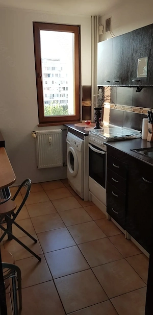 De inchiriat apt. decomandat 2 camere, 8 din10, Obregia Nr.40 - Complet utilat - Valabil imediat. - imagine 4