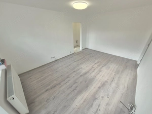 2Cam-Sagului-7 Min de Spitalul Judetean-Renovat-45MP-75.000 Euro! Negociabil - imagine 3