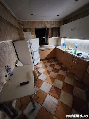 De inchiriat garsoniera in zona Take Ionescu cu centrala proprie - imagine 2