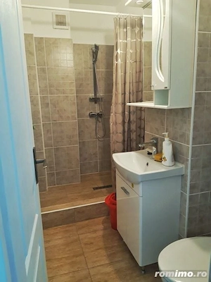 De inchiriat apartament  1 camera zona Spitalul Judetean cu centrala proprie - imagine 3