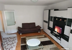 De inchiriat garsoniera zona Badea Cartan