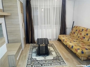 De inchiriat garsoniera in zona Lipovei