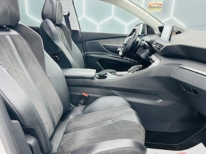 Peugeot 3008 - imagine 18