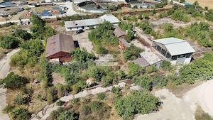 Teren intravilan 15.700 mp si constructii in zona Vrancart/Adjud/Vrancea - imagine 3