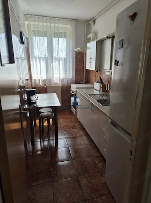 Vanzare Apartament 2 Camere Decomandat Bld. Obregia - imagine 5