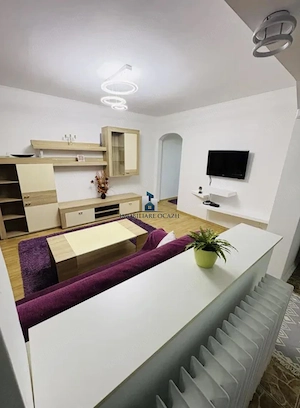 Inchiriere Apartament 3 Camere Semidecomandat Bld. Obregia - imagine 4